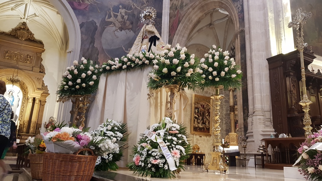 Ofrenda floral a la Virgen: el pacto que somete a Cuenca 1